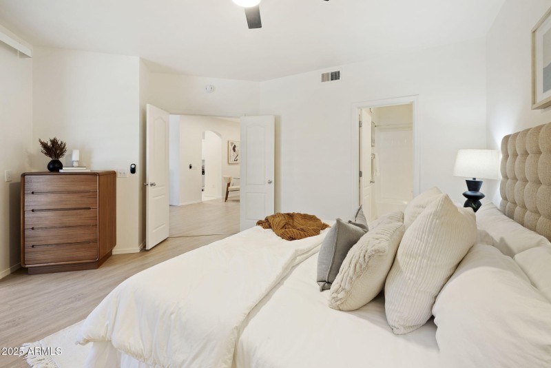 6-web-or-mls-_TM_8073