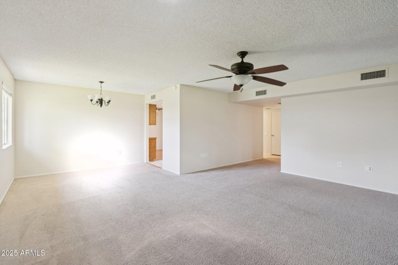 7-web-or-mls-W Omega Dr-S1712-007