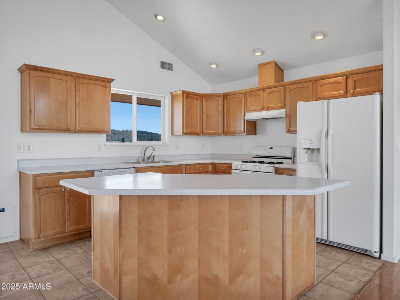 10-web-or-mls-TimberCreekimagery-17 (2)