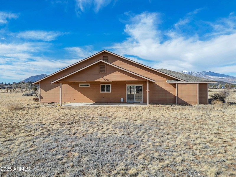 27-web-or-mls-TimberCreekimagery-7 (1)