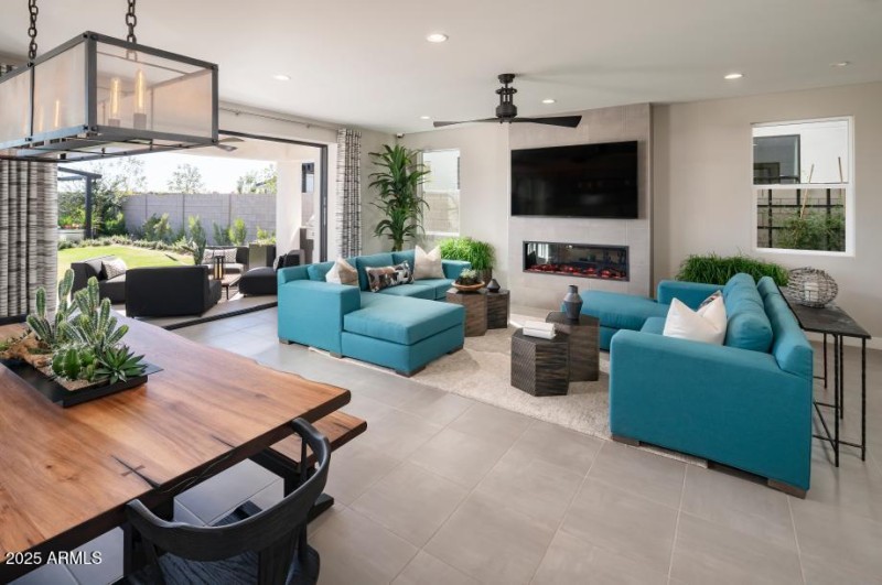 Preserve-at-San-Tan_Laurens_Greatroom_71