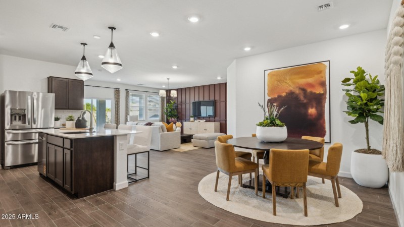 Saguaro Kitchen Dining