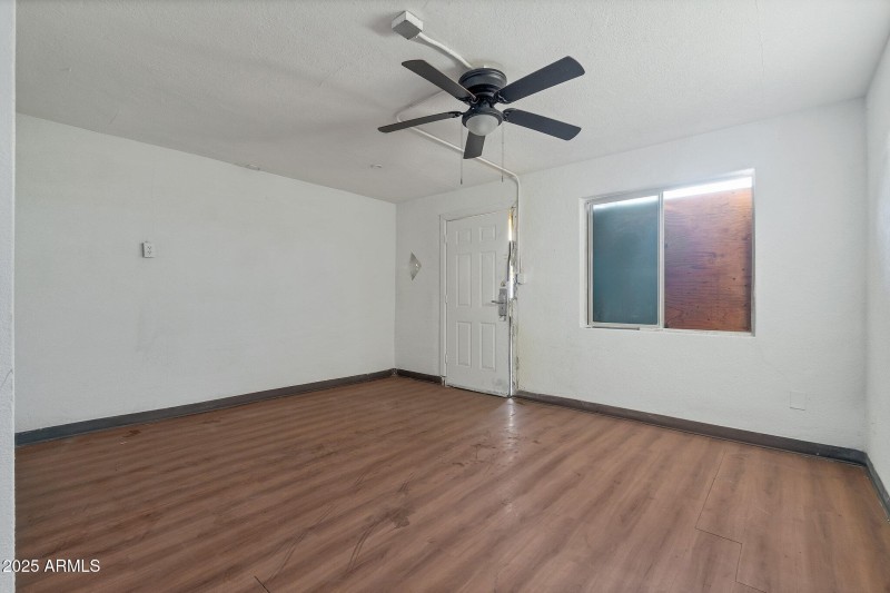 17-web-or-mls-QP-08421