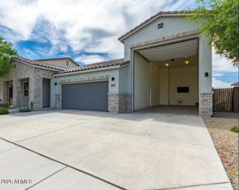 RV Has AC!!!!! Bring Your Toys!