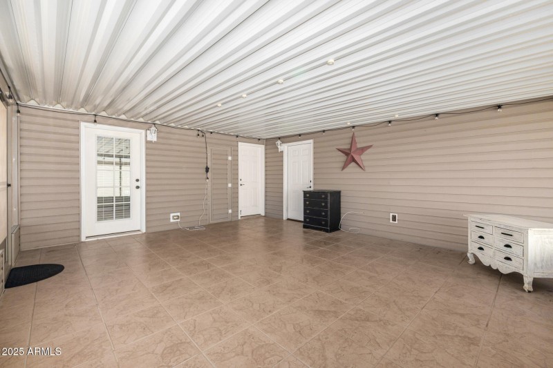 3301 South Goldfield Road 4018