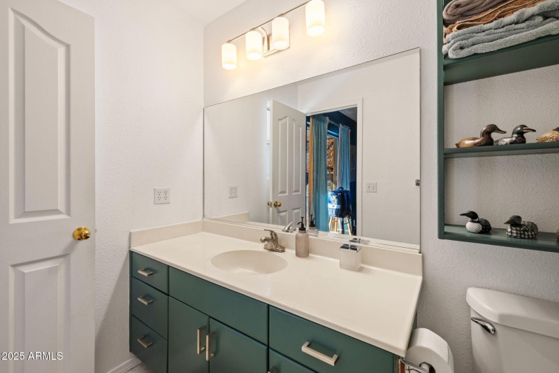 080-Primary Bathroom