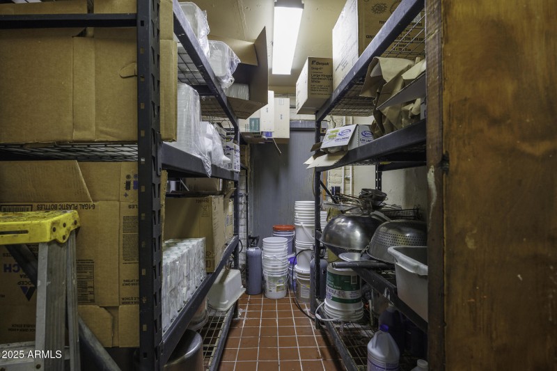 Kitchen & Back End16