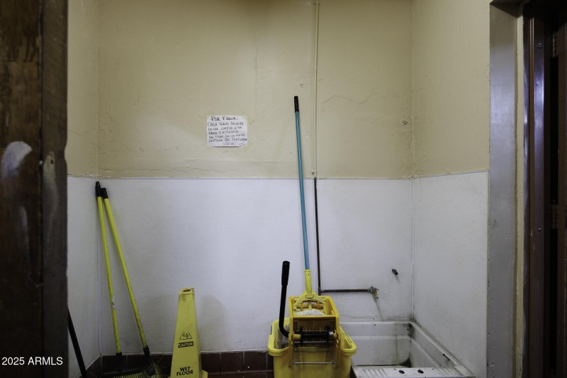 Kitchen & Back End17