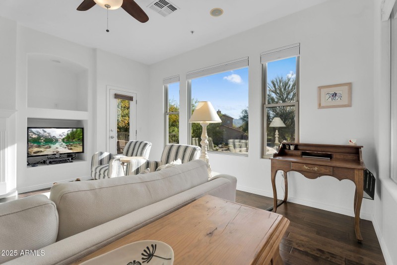 9-web-or-mls-Grayhawk-9