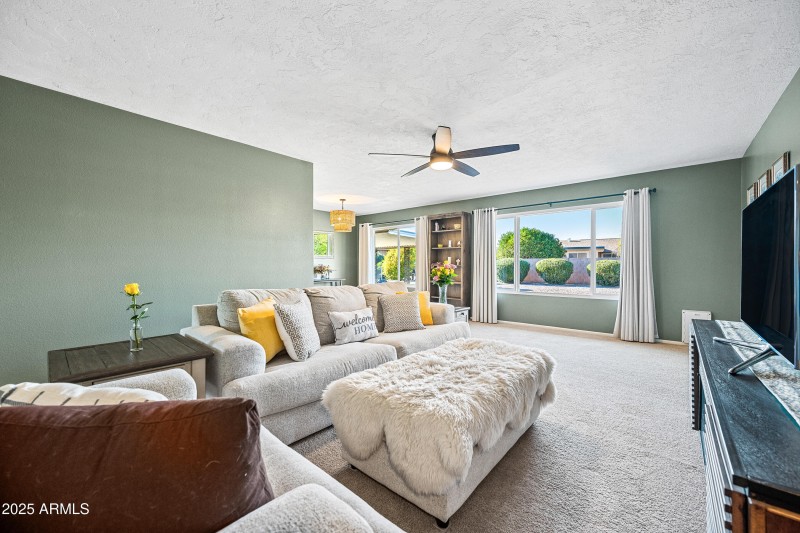 Bright, Open & Relaxing