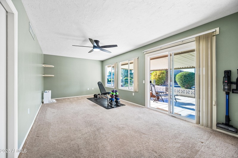 Large Living-Flex Space-Office-Crafts