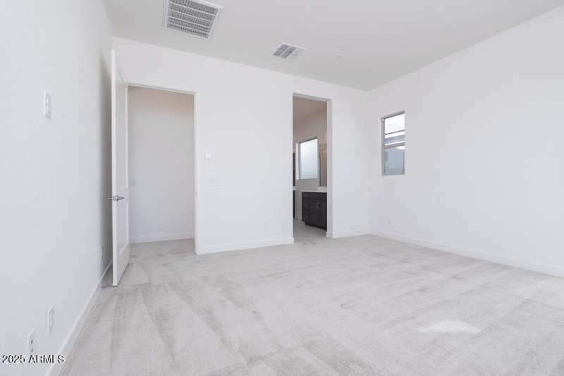 Tri Pointe Soleo 400 - Primary Suite-1ML