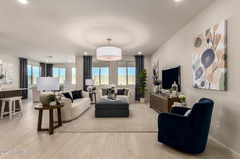 8-2526 Great Room #2