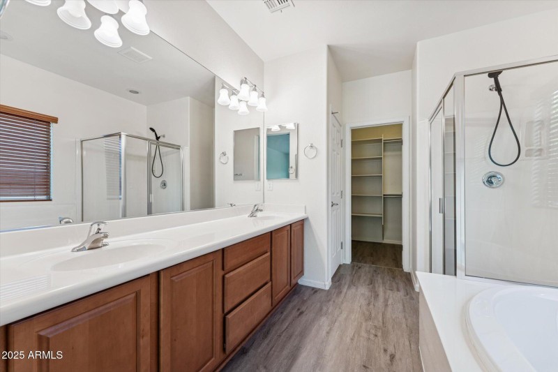 Primary Bath With Large Walk-in Closet