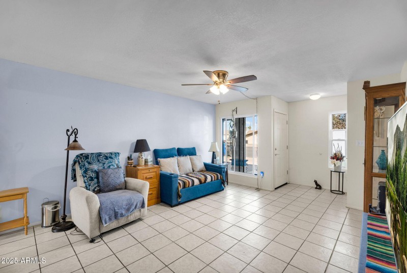 No Popcorn Ceilings!