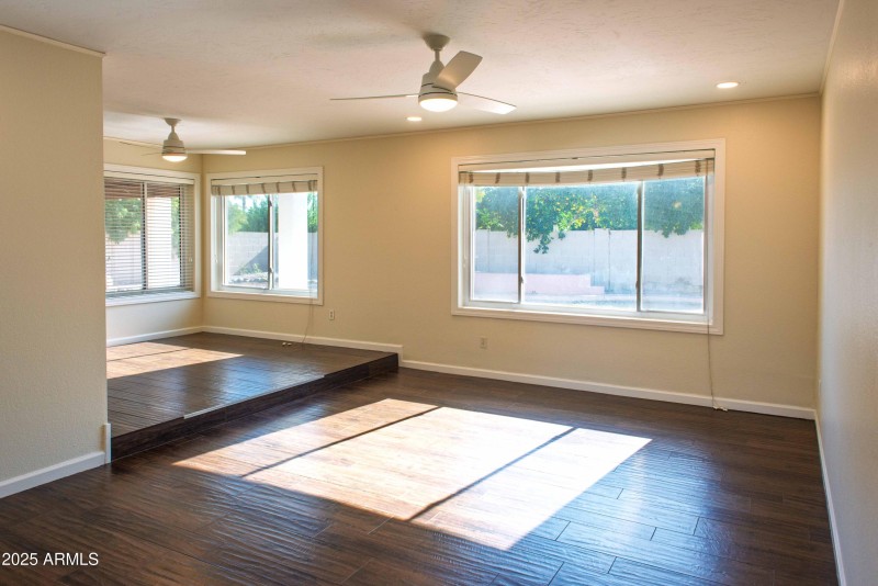 Family / dining room