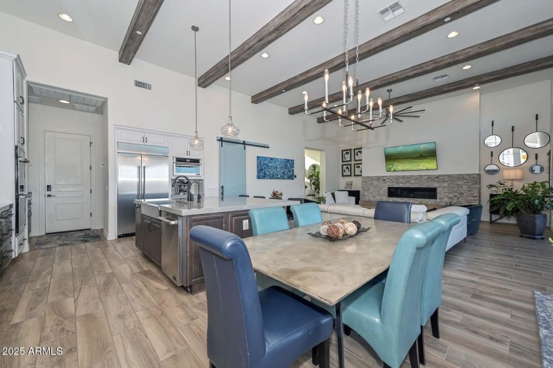 Breakfast Room-Kitchen