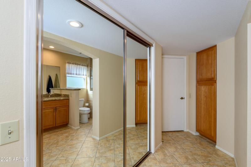 Mirrored Wardrobe in Primary