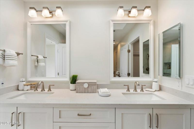 Dual Sinks in Spacious 3rd Bath