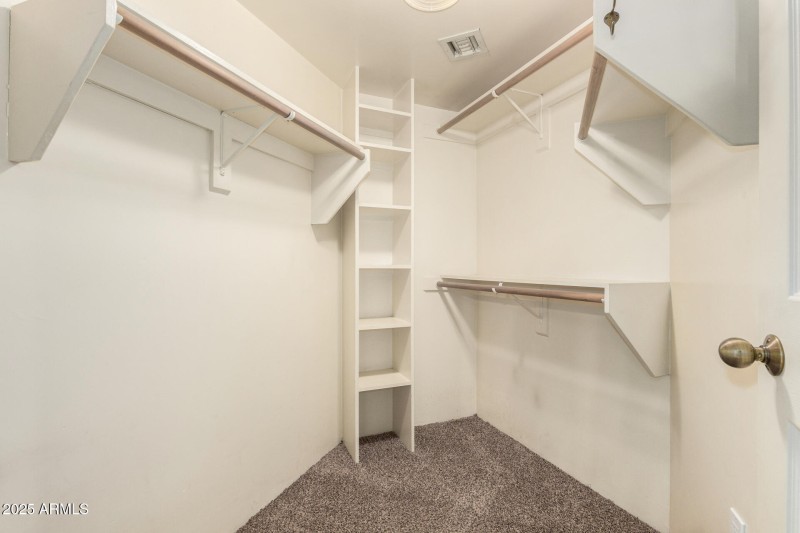 Bedroom 5 closet (casita)