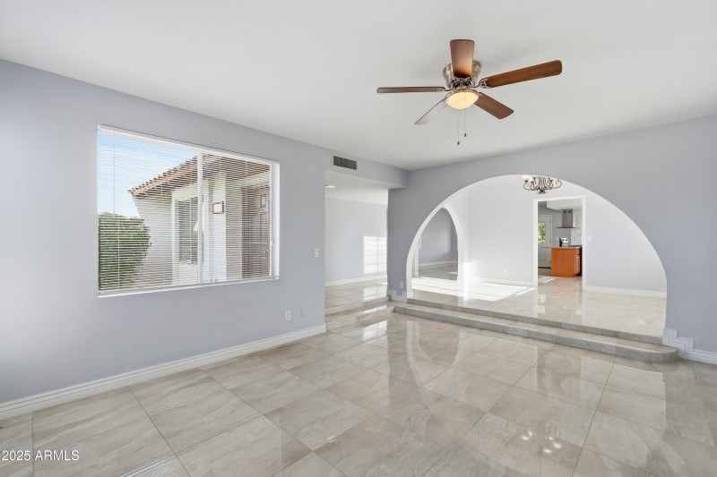 Spacious living room