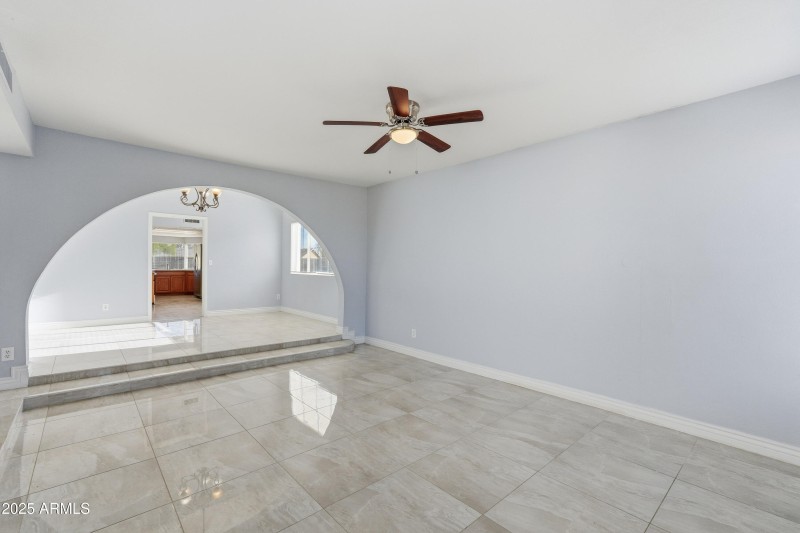 Spacious living room