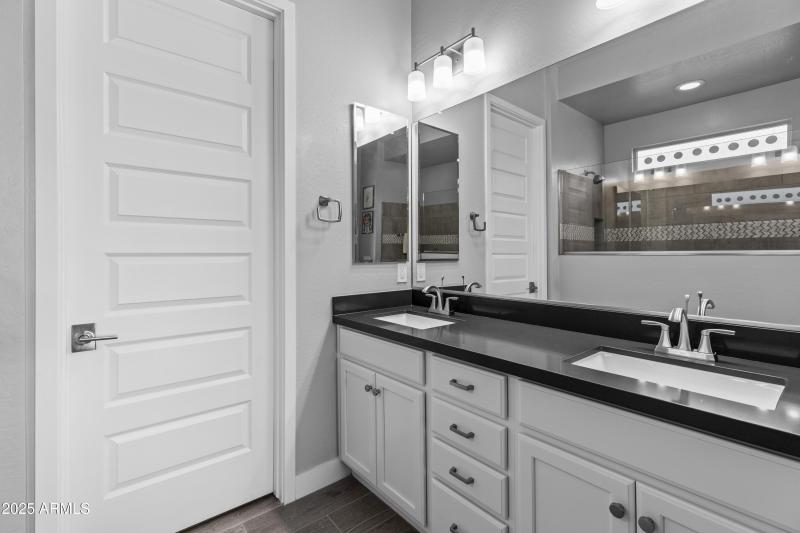 Primary Ensuite Dual Vanity
