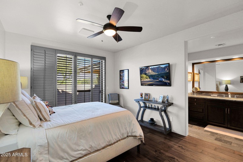 11-web-or-mls-P1348986