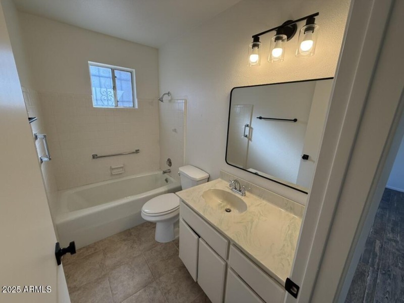 4DEA74BC-713D-4C79-B727-EA3963ED169F_1_1