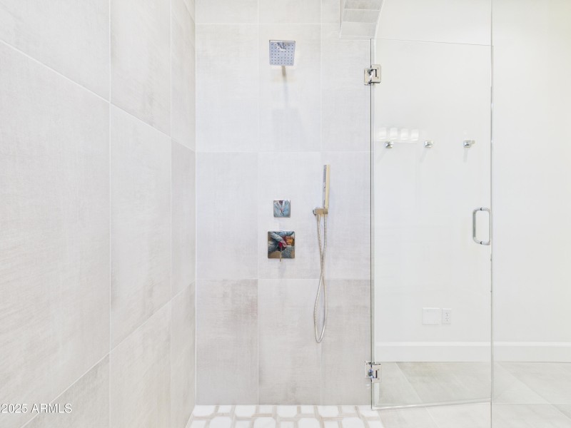 41 20704 N 90th PL Unit 1015 Primary Sho