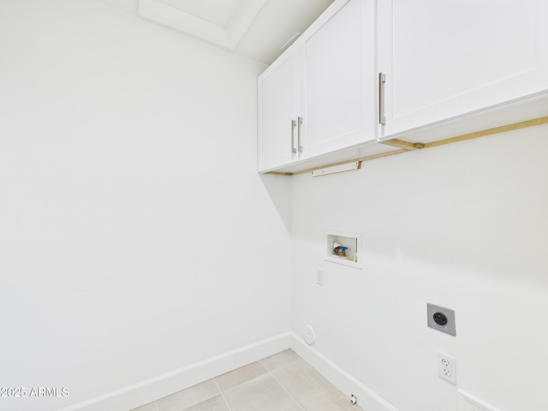 81 20704 N 90th PL Unit 1015 Laurdry Roo