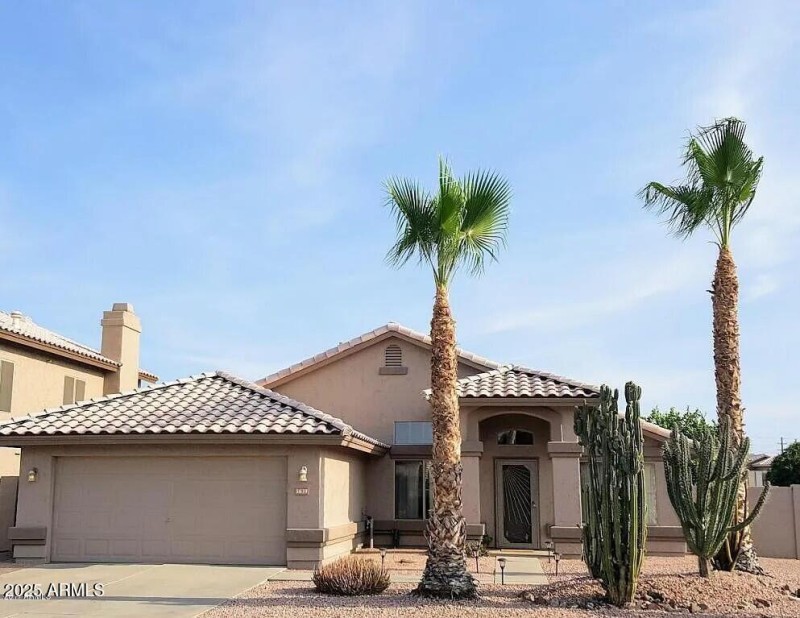 1639 E Redfield - Photo