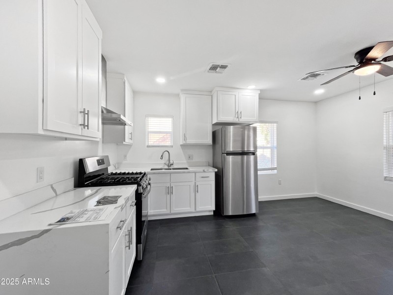 C543F057-68DC-4015-8CB2-699664D68993