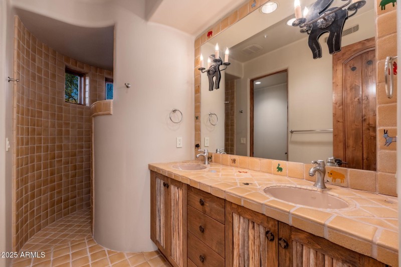 Guest House Bathroom