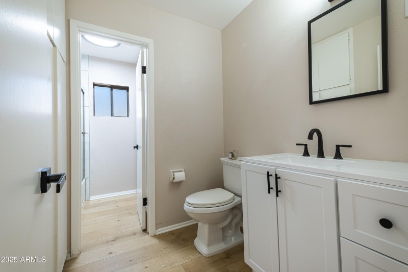 Matt-Cerchiai_2045-W-Sunnyside-Ave-10