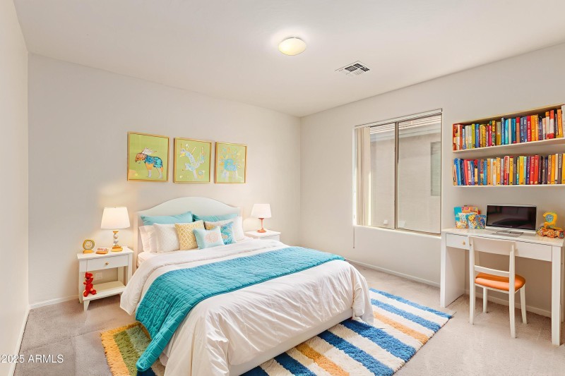 33-Robin - Kids Room - Standard - 2