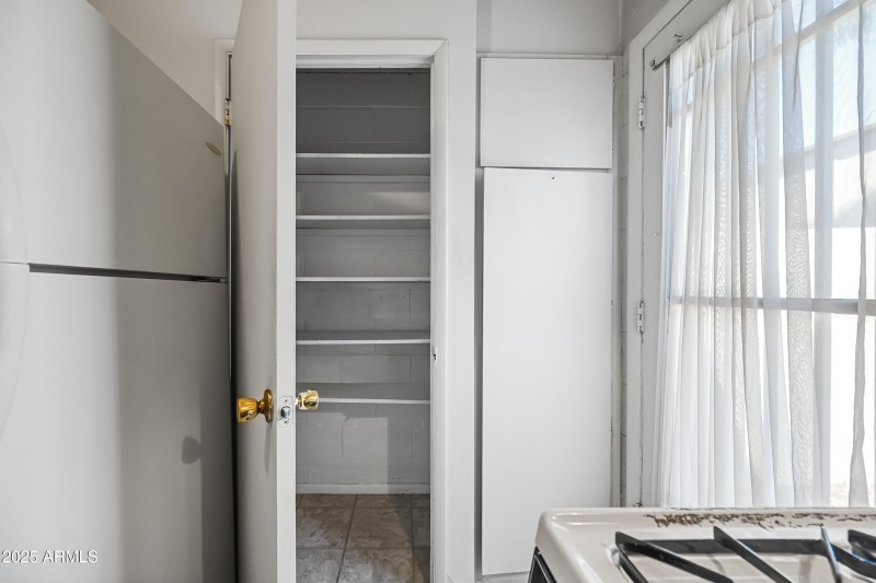 11-1101EBHR8-ocupix-