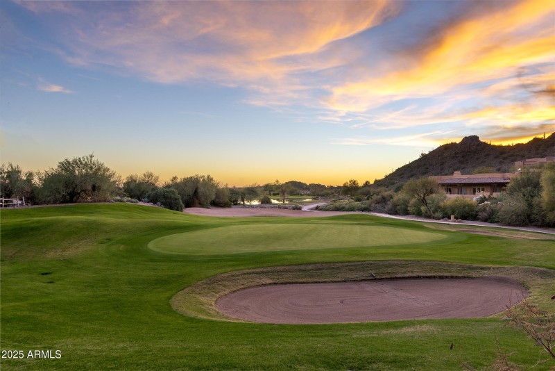 End of cut de sac view