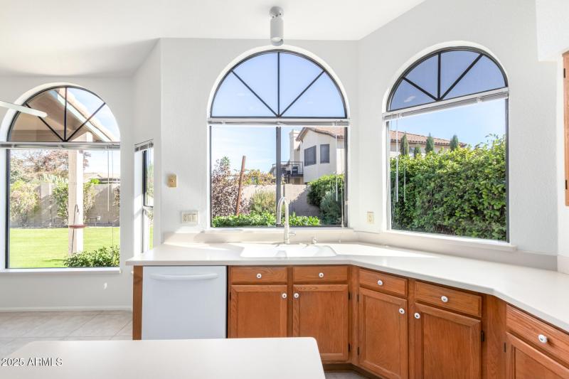 5 - Corrine (12 - 20 -25)