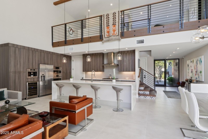 4-web-or-mls-E Cave Creek Rd 22-L1612-00