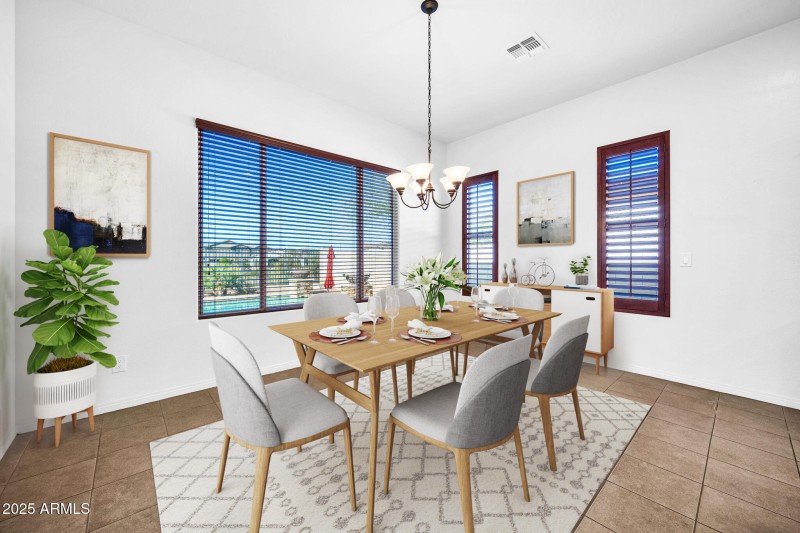 Dining - Virtual Staging