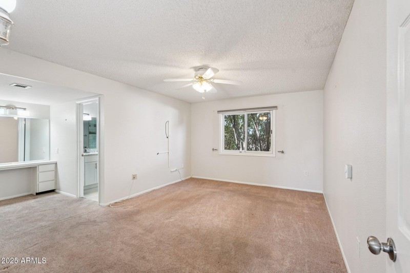 23-web-or-mls-W Jacaranda Dr-S2112-024