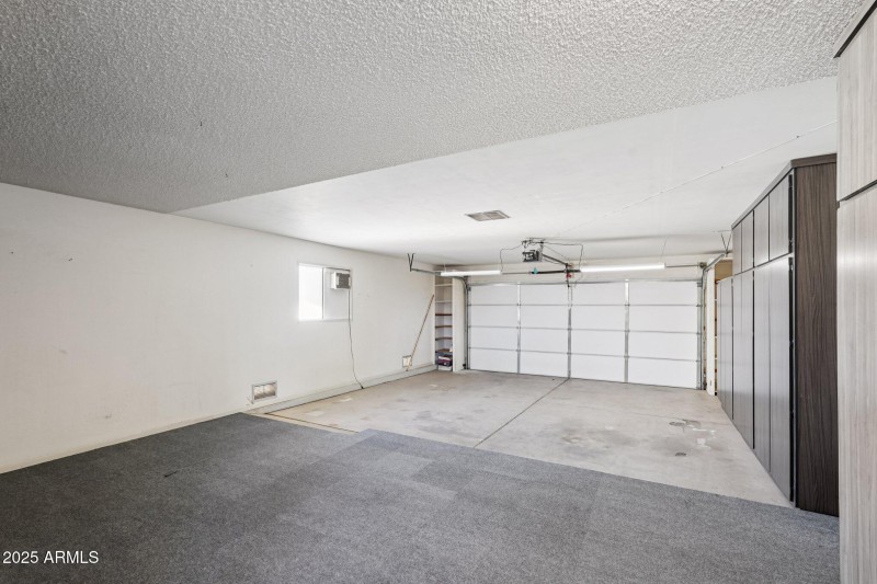 29-web-or-mls-W Jacaranda Dr-S2112-030