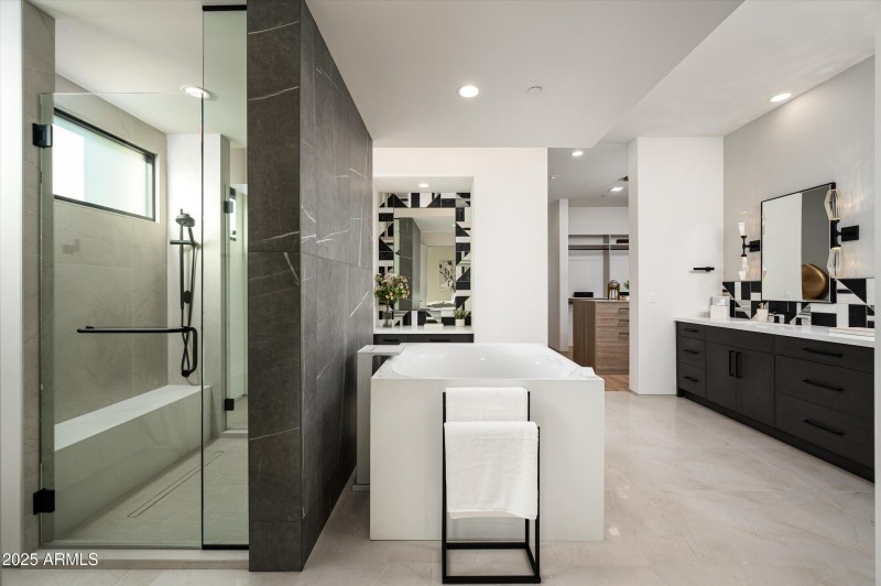 020_Primary Bathroom