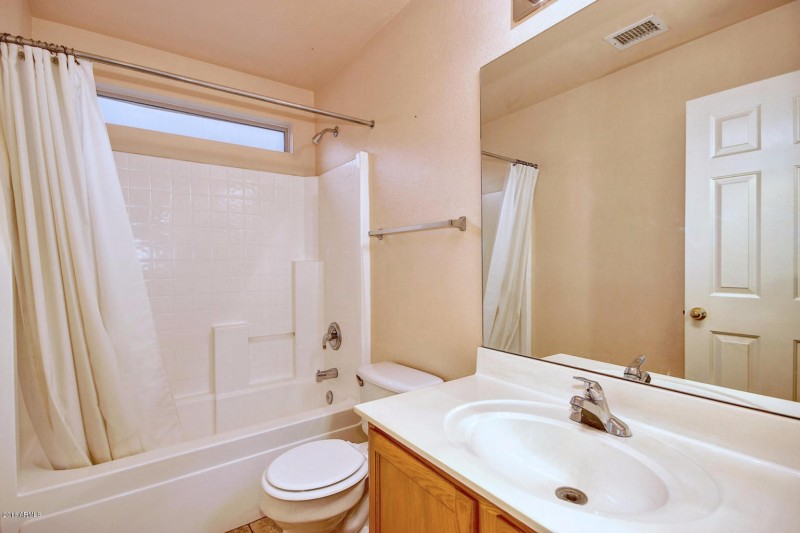 20161101161228450291000000-o