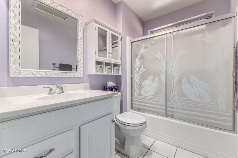 Updated vanity & commode