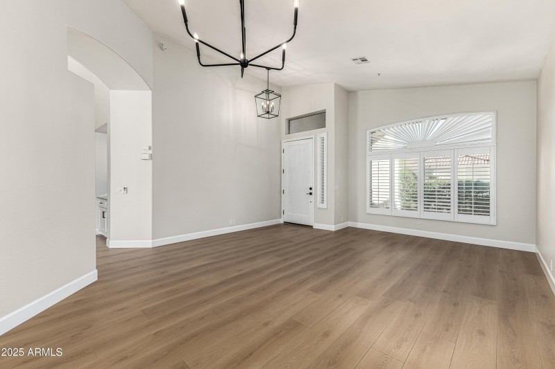 Living/Dining Flex Space