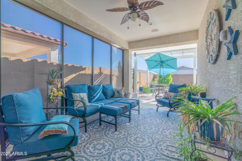 Indoor/Outdoor Living