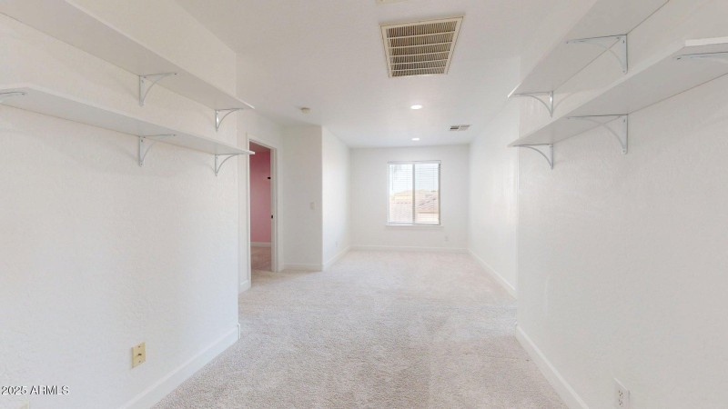 269-S-165th-Dr-12222025_092224