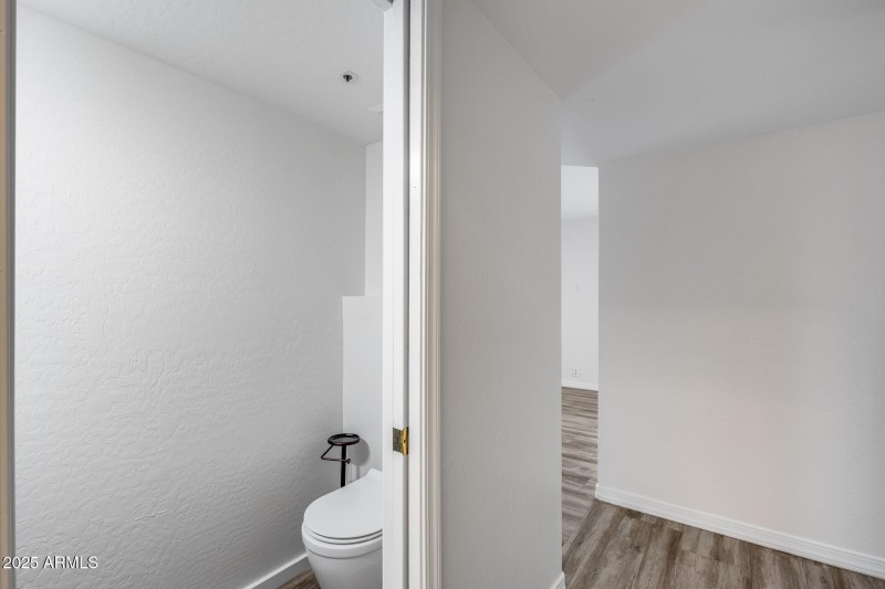 Downstairs 1/2 Bathroom